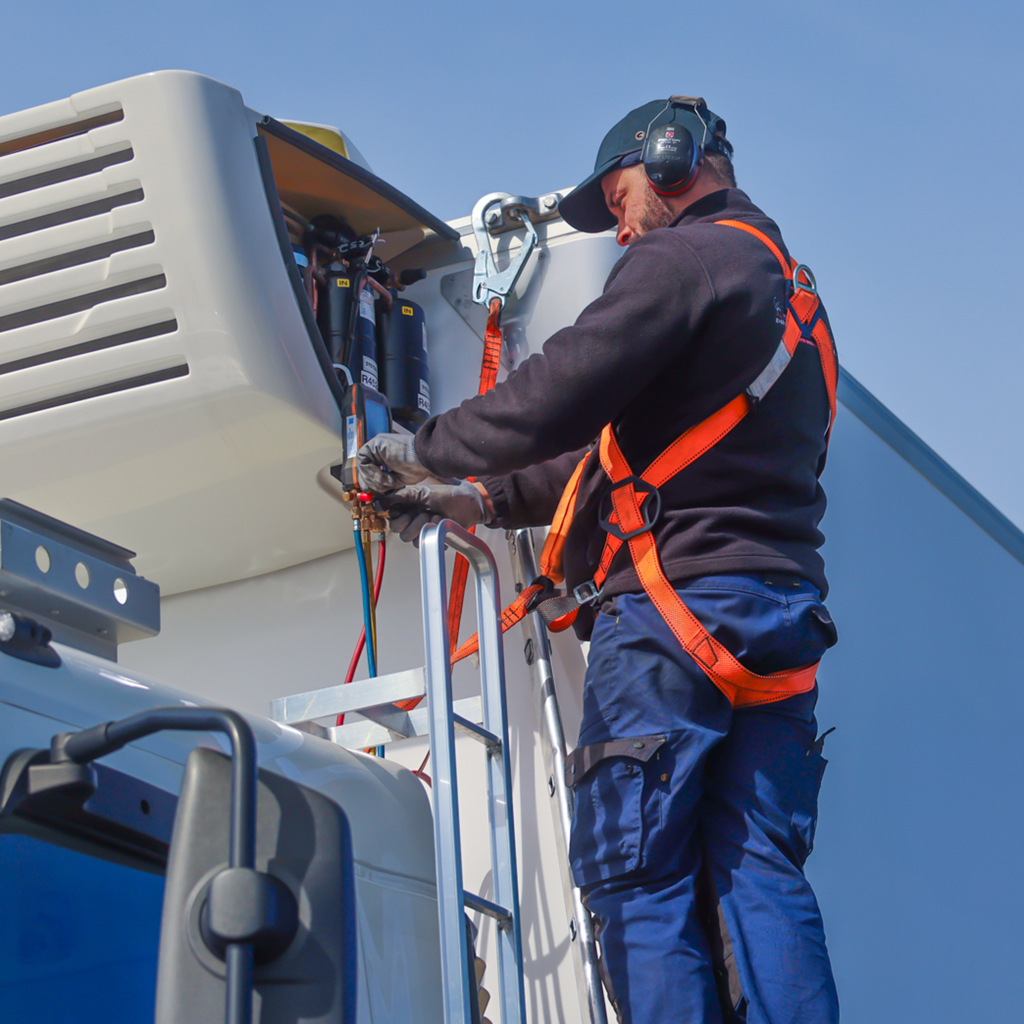 Azur Trucks entretien camion transport frigorifique marque Carrier